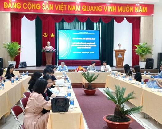 Phát triển hệ sinh thái chuyển đổi số trong hoạt động dạy và học